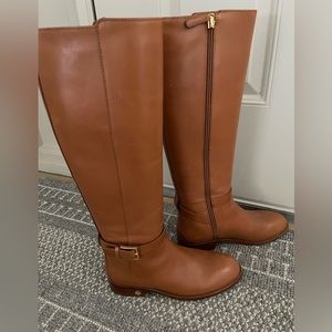 Tory Burch Riding Boots, mint condition, only worn a couple of times, size 7
